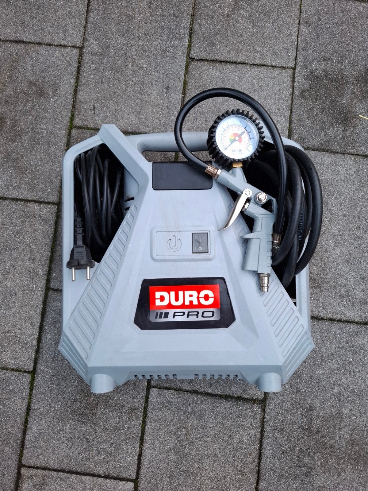 Draagbare compressor, Doe-het-zelf en Verbouw, Minder dan 25 liter, Ophalen of Verzenden, Minder dan 200 liter/min