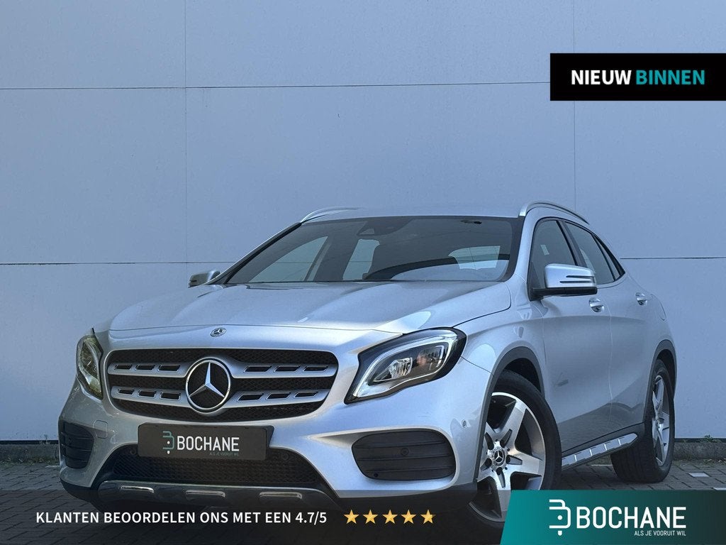 Mercedes-Benz GLA-klasse 180 AMG Line | Navigatie | Camera |, Auto's, Mercedes-Benz, 4 cilinders, 715 kg, Leder en Stof, 122 pk