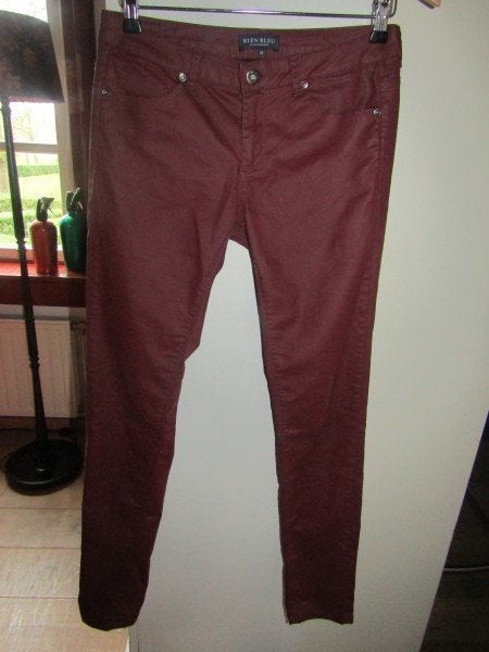 F135 BIEN BLEU mt 36 jeans bordeaux wax coated burgundy, Verzenden, Zo goed als nieuw, Maat 36 (S), Lang