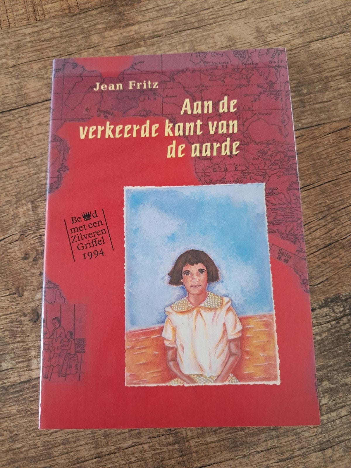 Aan de verkeerde kant van de aarde - Jean Fritz, Ophalen of Verzenden, Zo goed als nieuw, Jean Fritz, Fictie algemeen