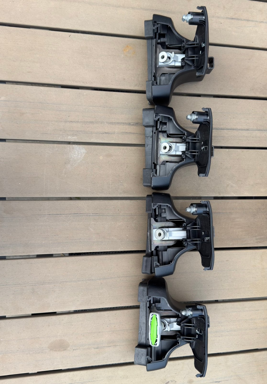 Thule voetset Rapid System 754 + Thule 1629 montagekit, Ophalen of Verzenden, Zo goed als nieuw