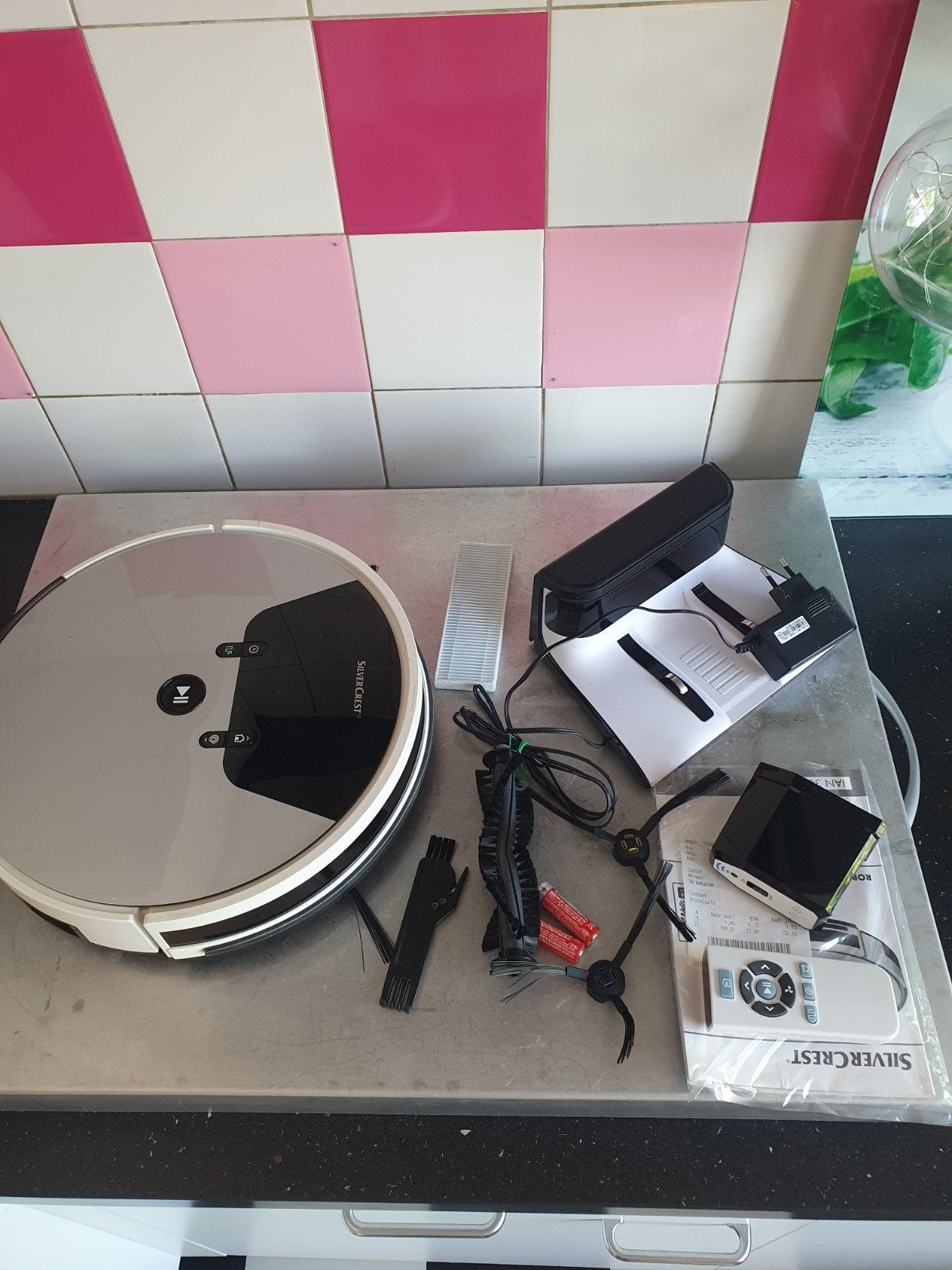 Stofzuiger robot silvercrest, Witgoed en Apparatuur, Ophalen, Zo goed als nieuw, Bedienbaar via app