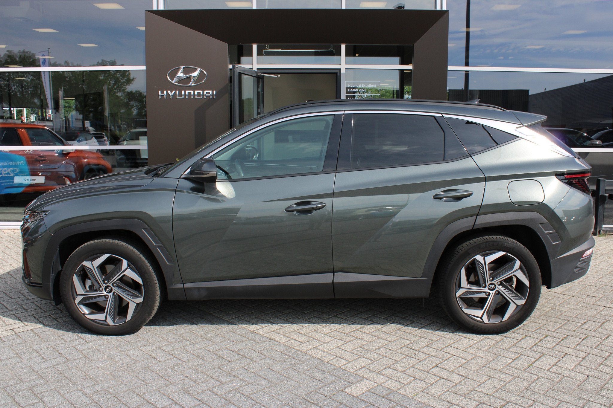 Hyundai TUCSON 1.6 T-GDI PHEV Comfort Smart 4WD | Stoelverwa, Gebruikt, 4 cilinders, Vierwielaandrijving, Hybride Elektrisch/Benzine