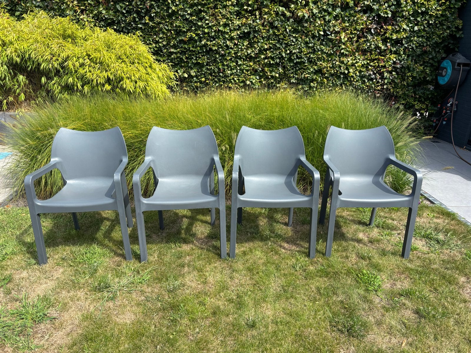 4 tuinstoelen DIVA - gebruikt, Ophalen, Gebruikt, Kunststof, Stapelbaar