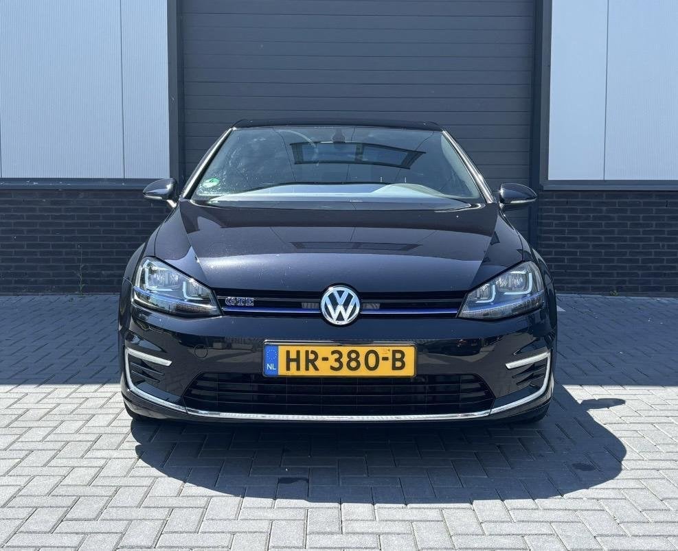 Volkswagen Golf 1.4 TSI GTE, Auto's, Volkswagen, Gebruikt, Euro 6, 4 cilinders, Zwart