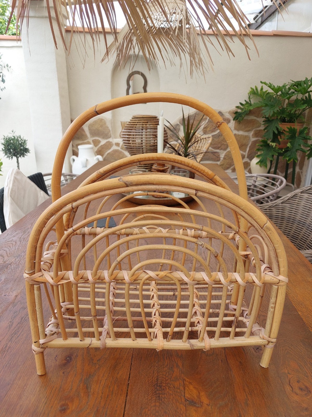 Rotan lectuurbak / tijdschriftenrek, Huis en Inrichting, Ophalen, Met handvat, Natuurlijk materiaal, Lectuurbak