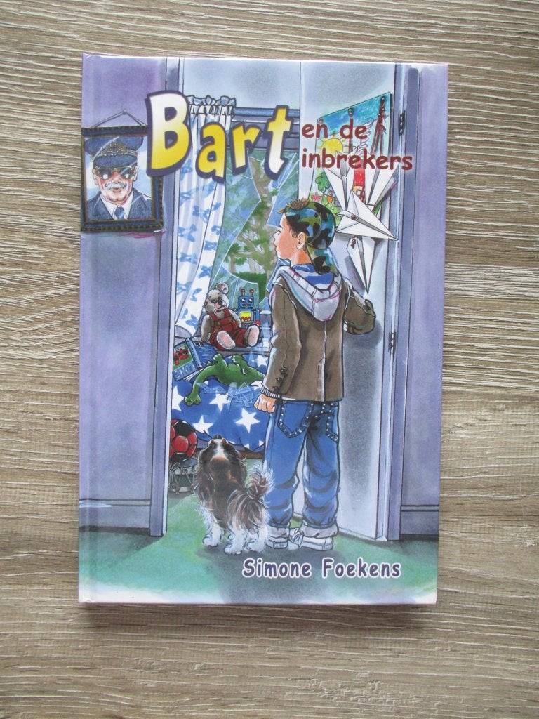 Bart en de inbrekers - Simone Foekens, Ophalen of Verzenden, Gelezen, Fictie algemeen