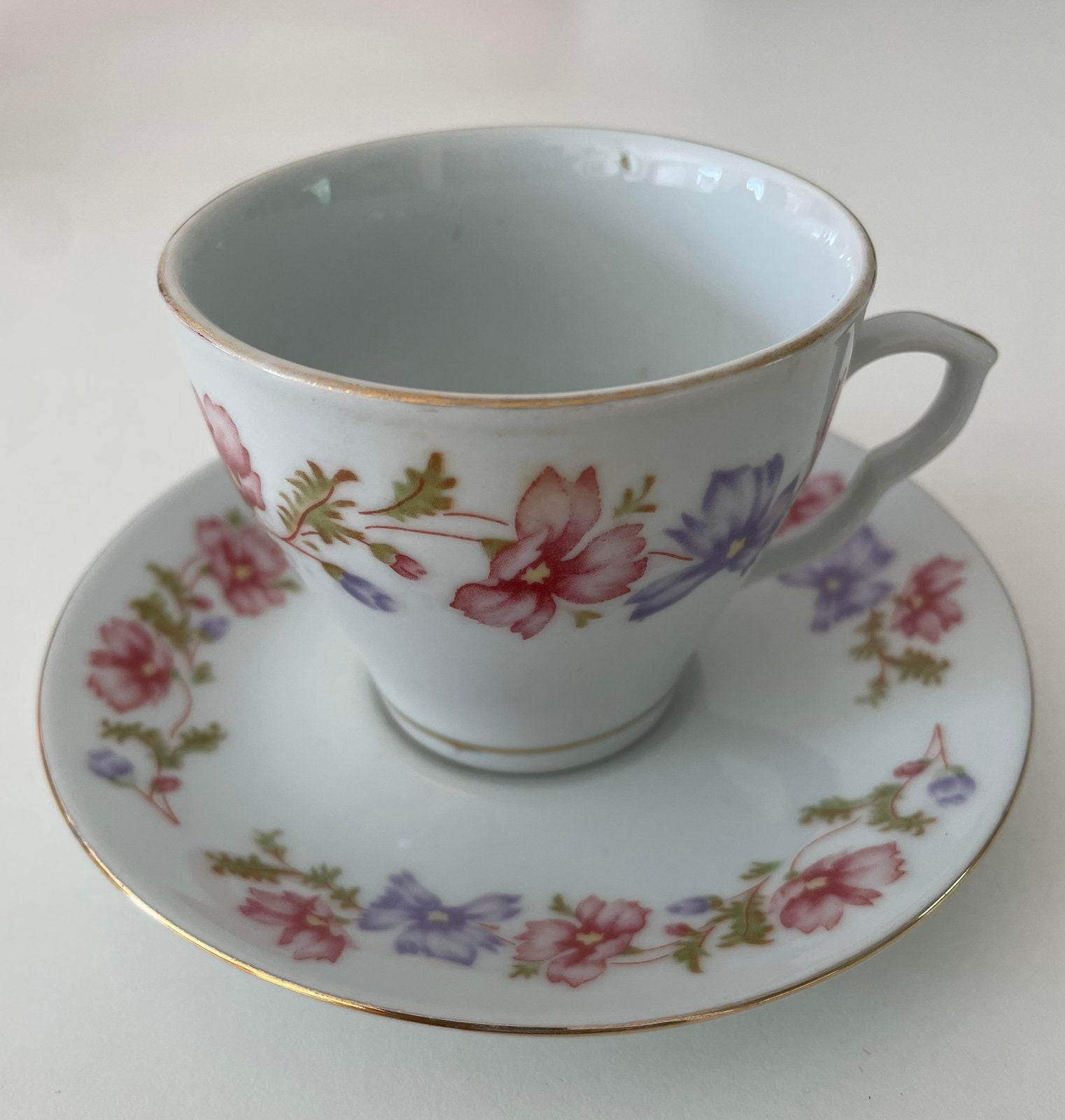 Vintage kop en schotel., Ophalen, Zo goed als nieuw, Overige materialen, Kop en/of schotel