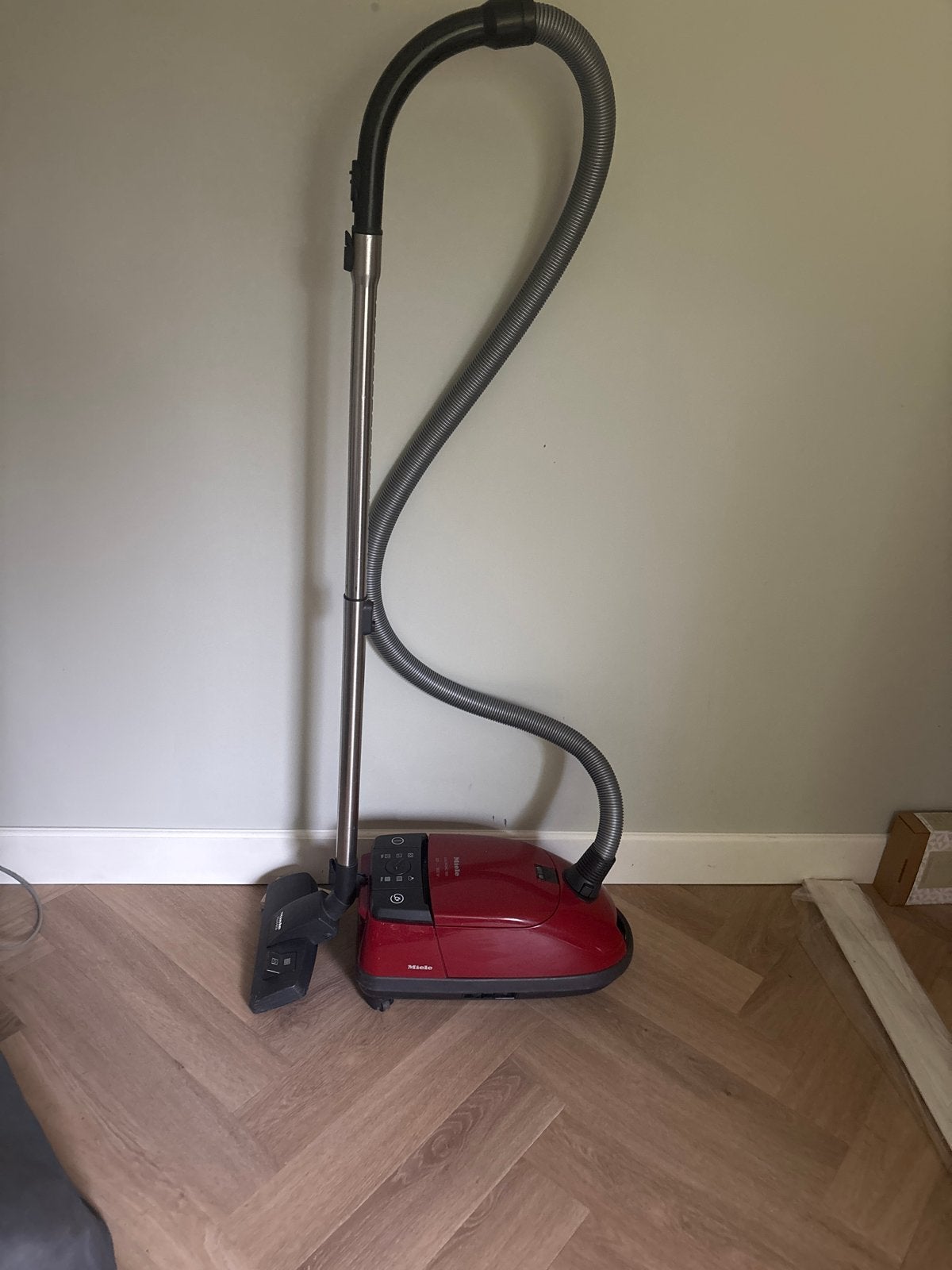 Miele stofzuiger, Gebruikt, Miele, Sledestofzuiger, Regelbare zuigkracht
