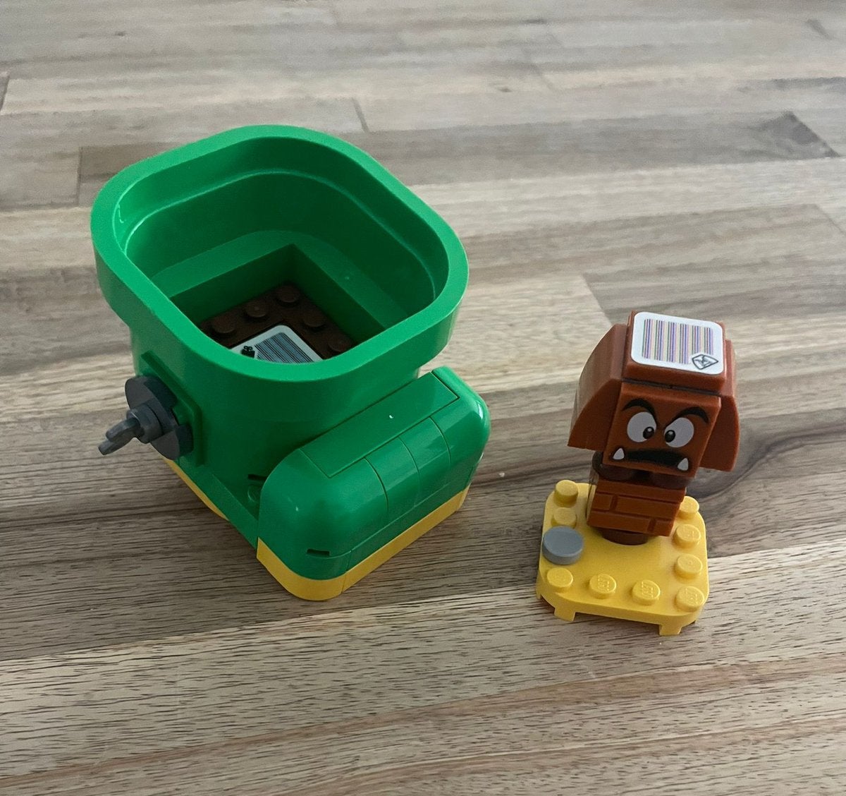 Lego Mario’s & Goomba shoe 71404, Ophalen, Zo goed als nieuw