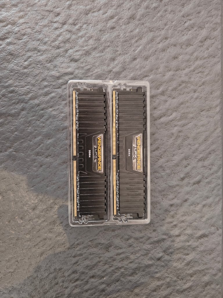 CORSAIR 16GB (2x8GB) DDR4 2133MHz CMK16GX4M2A2133C13, Computers en Software, RAM geheugen, Verzenden, DDR4, Zo goed als nieuw