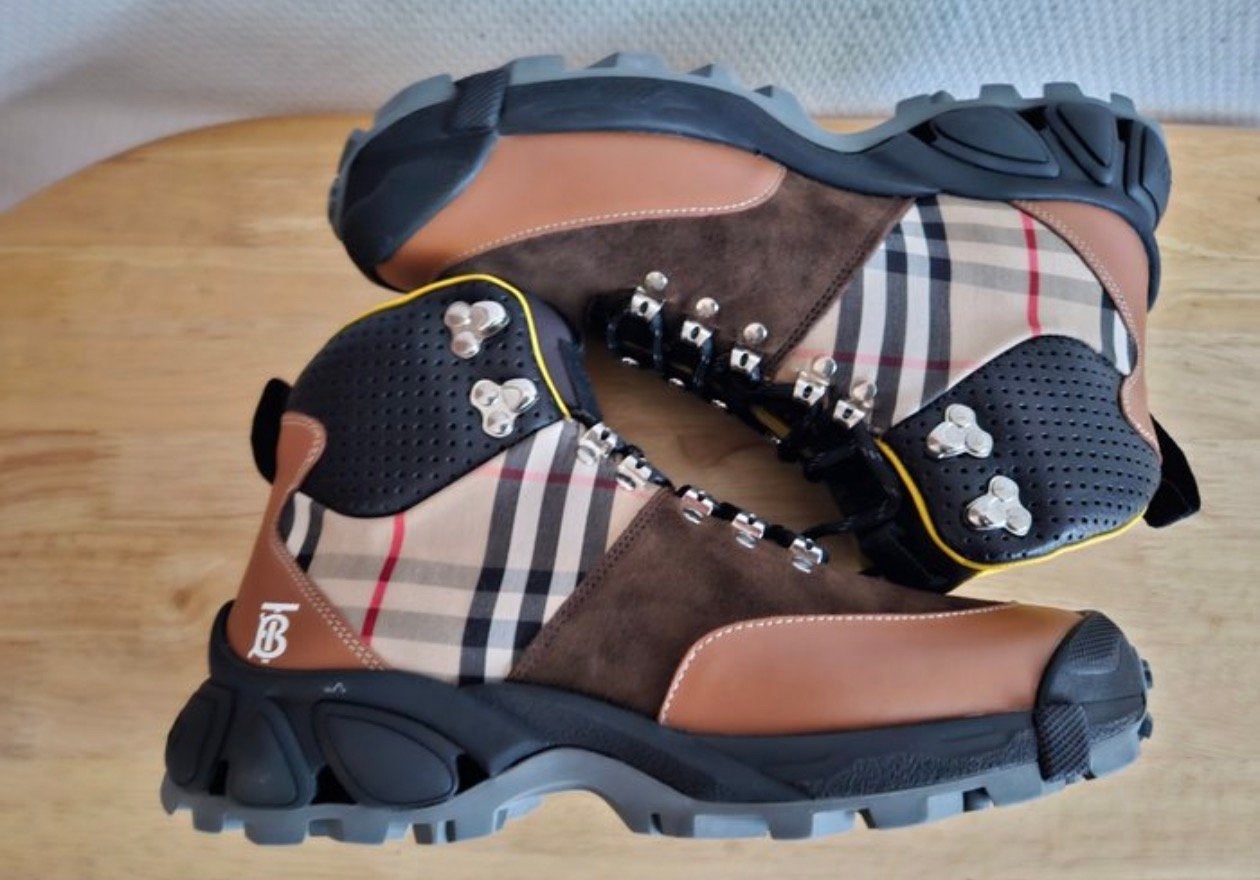burberry arthur high tops  Maat 41 zo goed als nieuw, Ophalen of Verzenden, Zo goed als nieuw, Bruin, Wandelschoenen of Bergschoenen