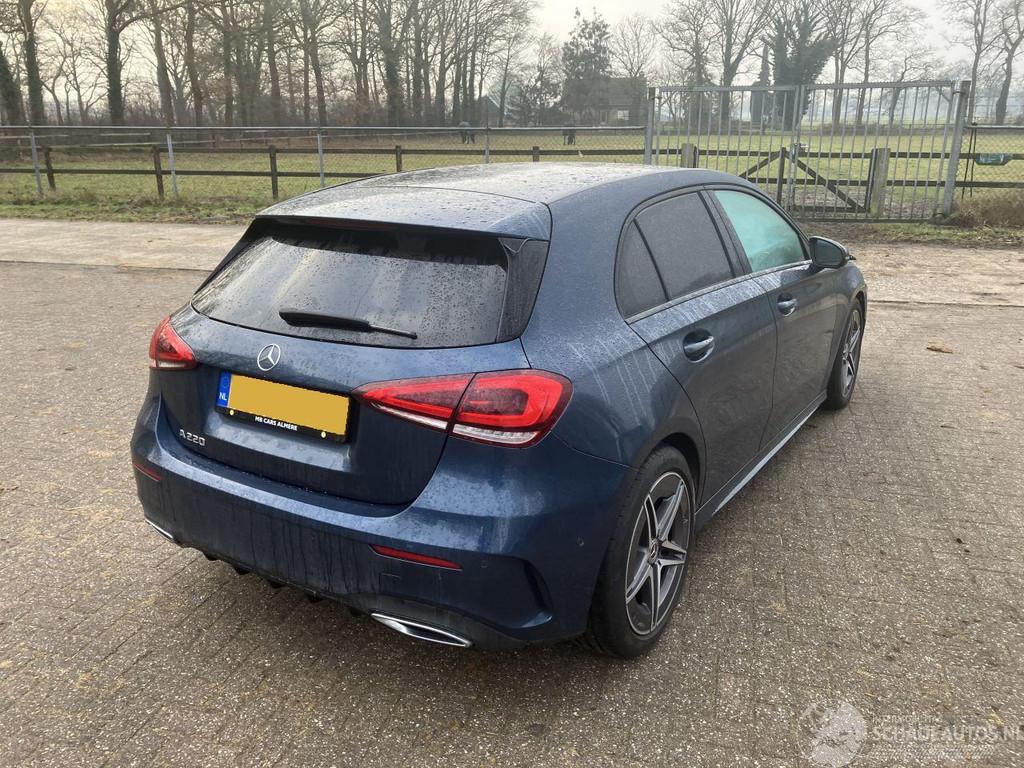 Mercedes-Benz A-Klasse 220 190 PK AMG LAUNCH EDITION, Auto diversen, Schadeauto's, Automaat, Blauw, Mercedes-Benz, Benzine