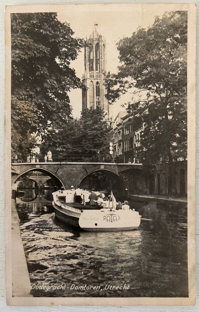 Oude Ansichtkaart - Utrecht - Oudegracht - Domtoren, Ophalen of Verzenden, 1940 tot 1960, Gelopen, Utrecht