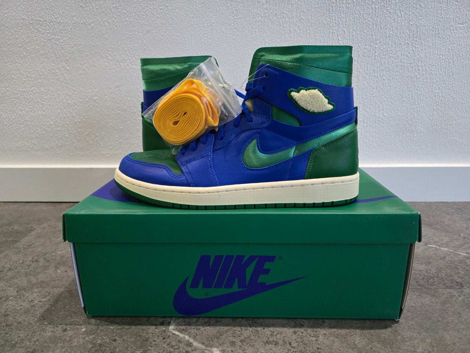 Nike Air Jordan 1 High Zoom Air CMFT "Califia" x Aleali May, Ophalen of Verzenden