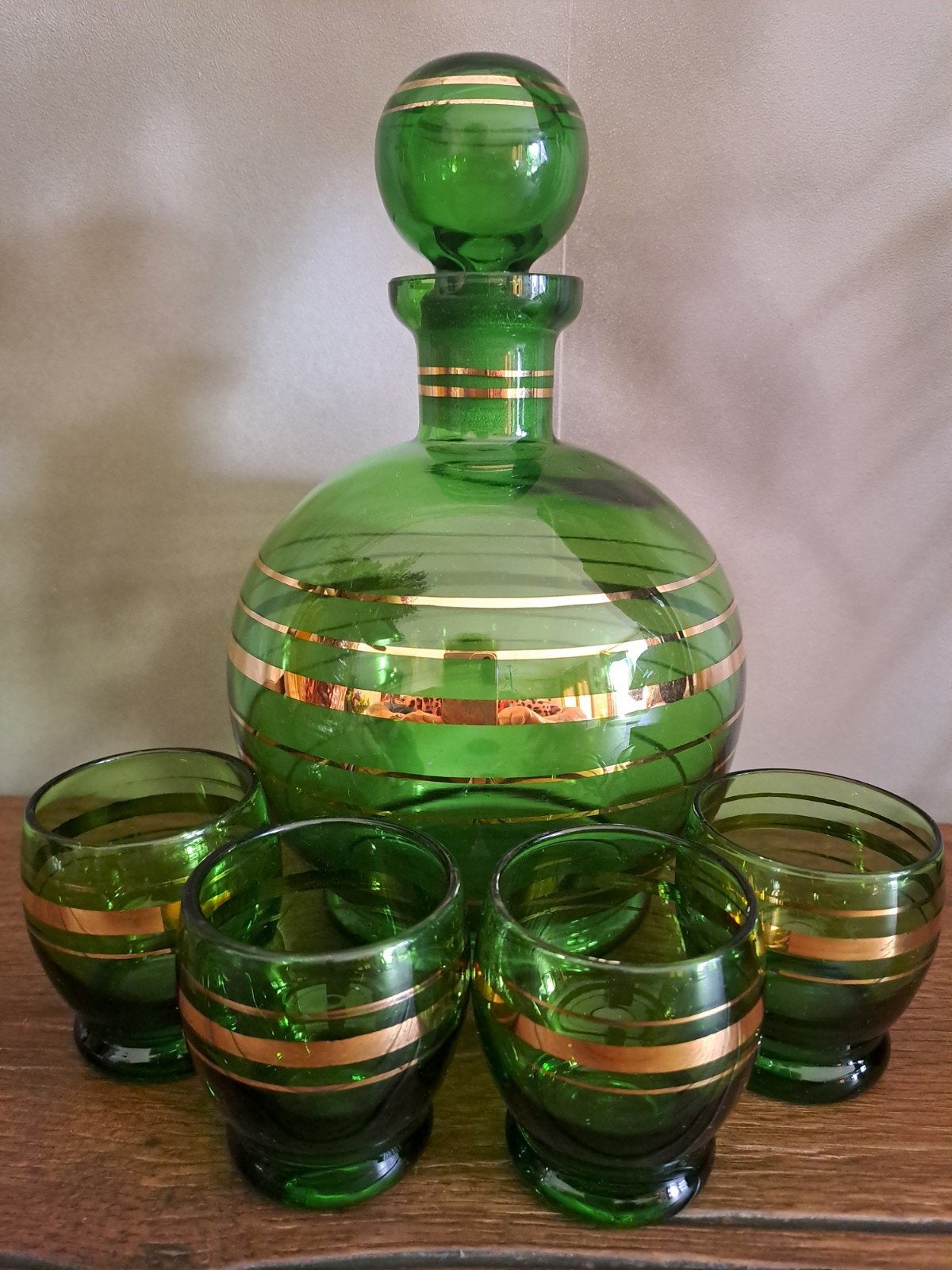 Vintage Boheemse likeurset – groene karaf met 4 glaasjes – c, Antiek en Kunst, Ophalen