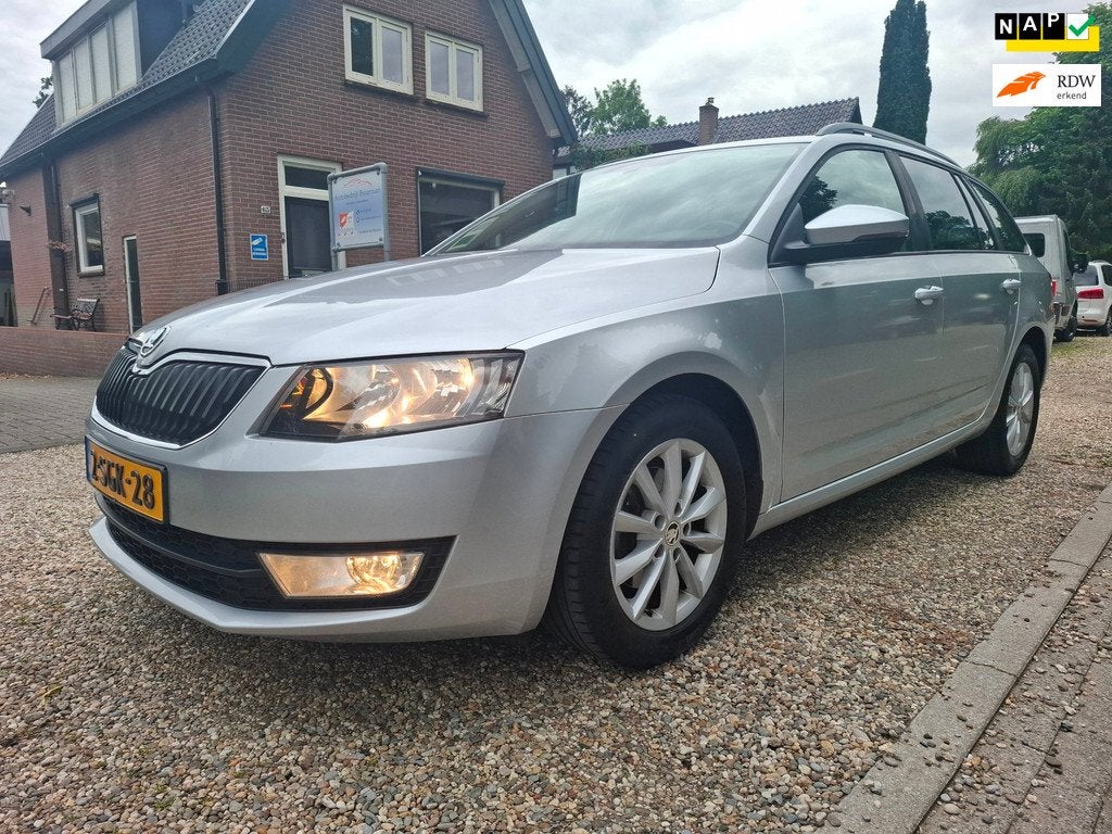 Skoda Octavia Combi 1.2 TSI Ambition Businessline distributi, Voorwielaandrijving, Euro 5, Gebruikt, 1147 kg