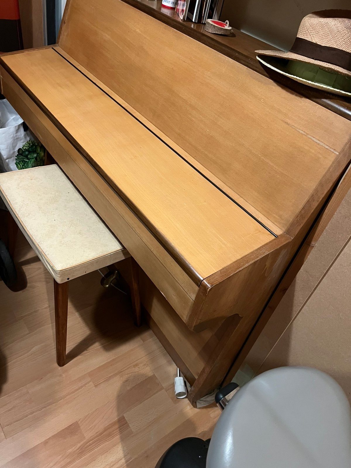 Schreiber piano , gestemd , topklank, staat in Apeldoorn, Ophalen, Gebruikt