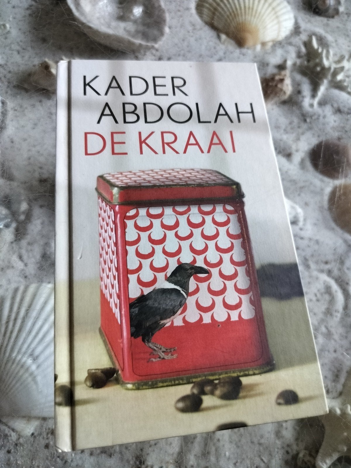 Kader Abdolah - De Kraai, Gelezen, Ophalen of Verzenden, Kader Abdolah