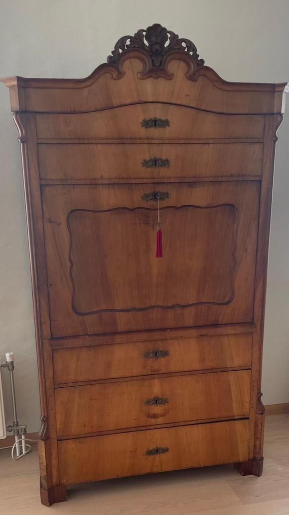 secretaire kast, Ophalen