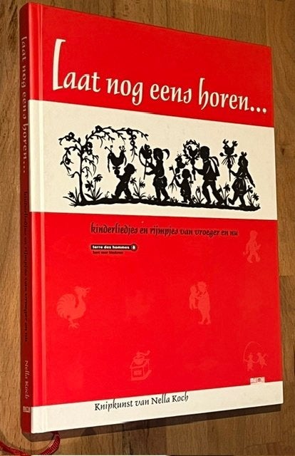 Knipkunst van Nella Koch. Laat nog eens horen.... T.d.H.2003, Non-fictie, Ophalen of Verzenden, Zo goed als nieuw, Nella Koch