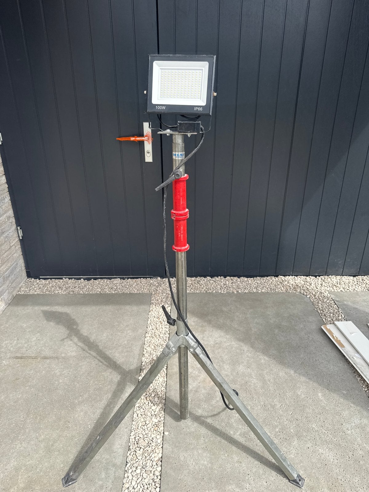 LED Bouwlamp op statief - 100W IP66, Doe-het-zelf en Verbouw, Bouwverlichting, Ophalen, Gebruikt, Met statief, Lamp met armatuur