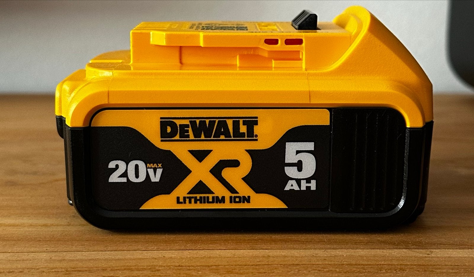Dewalt Accu 20V 5Ah, Ophalen, Zo goed als nieuw