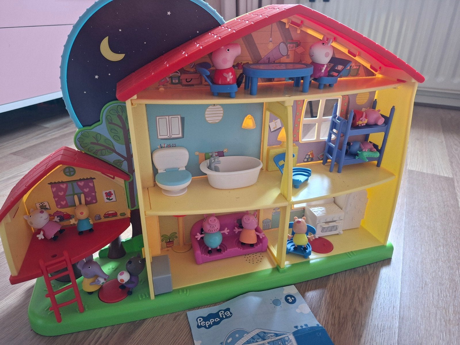 Peppa Pig Speelhuis met Geluid, Licht en Extra Figuren, Ophalen of Verzenden, Gebruikt, Jongen of Meisje