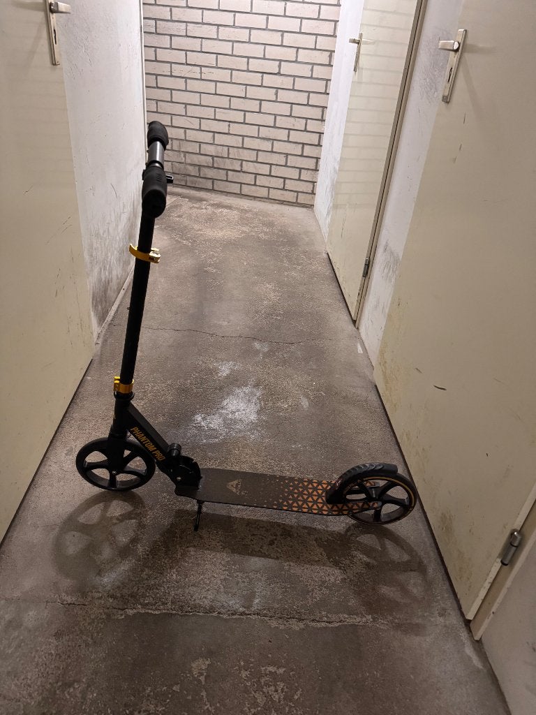 Apollo Phantom Pro Step, Fietsen en Brommers, Steps, Ophalen, Zo goed als nieuw, Gewone step, Apollo