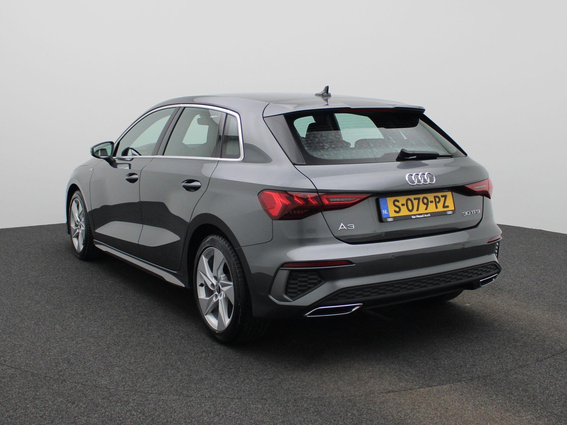 Audi A3 Sportback 30 TFSI S edition 110 PK | S-line | Automa, Auto's, 12 maanden, Gebruikt, Leder en Stof, Origineel Nederlands