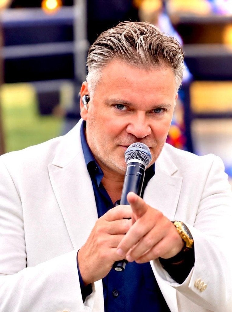 Zanger entertainer Hollands betaalbaar volkszanger drive in, Solo-artiest