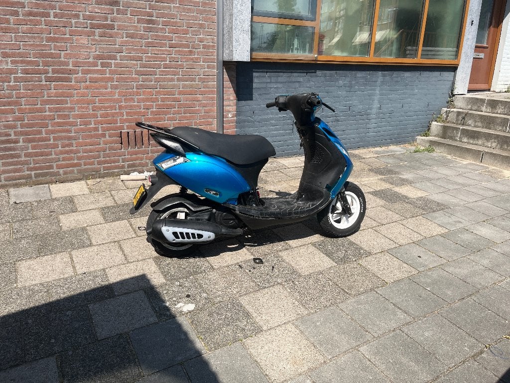 Zip 172cc, Ophalen, Maximaal 45 km/u, Zip, Zo goed als nieuw
