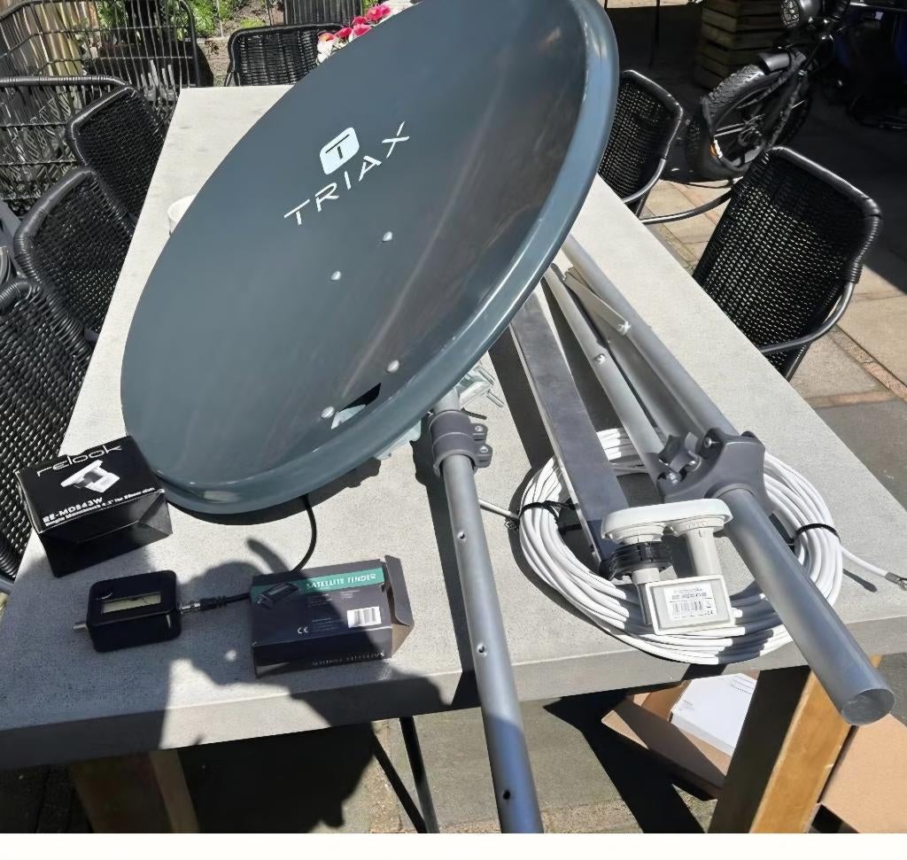 Triax Schotelantenne voor camping, Ophalen of Verzenden, Gebruikt