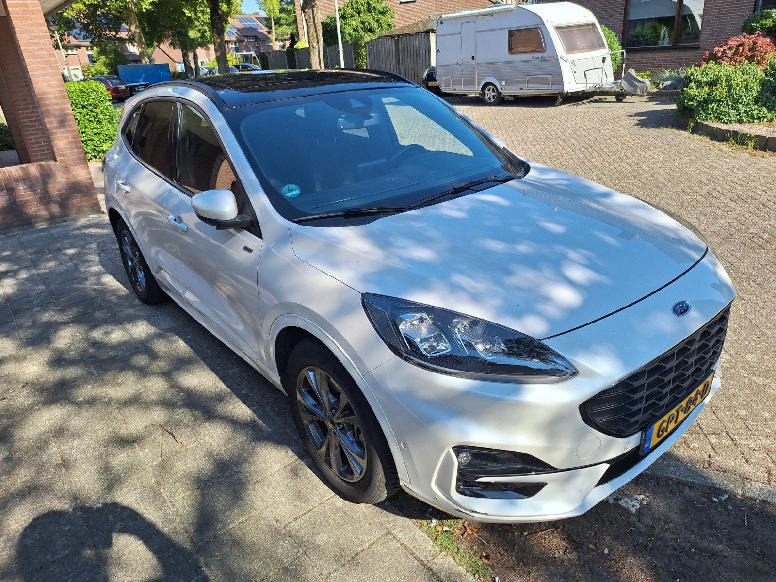 Ford Kuga 2.5 Phev E-cvt 225pk 2020 Wit, Wit, Plug-in hybride, 152 pk, Dealer onderhouden