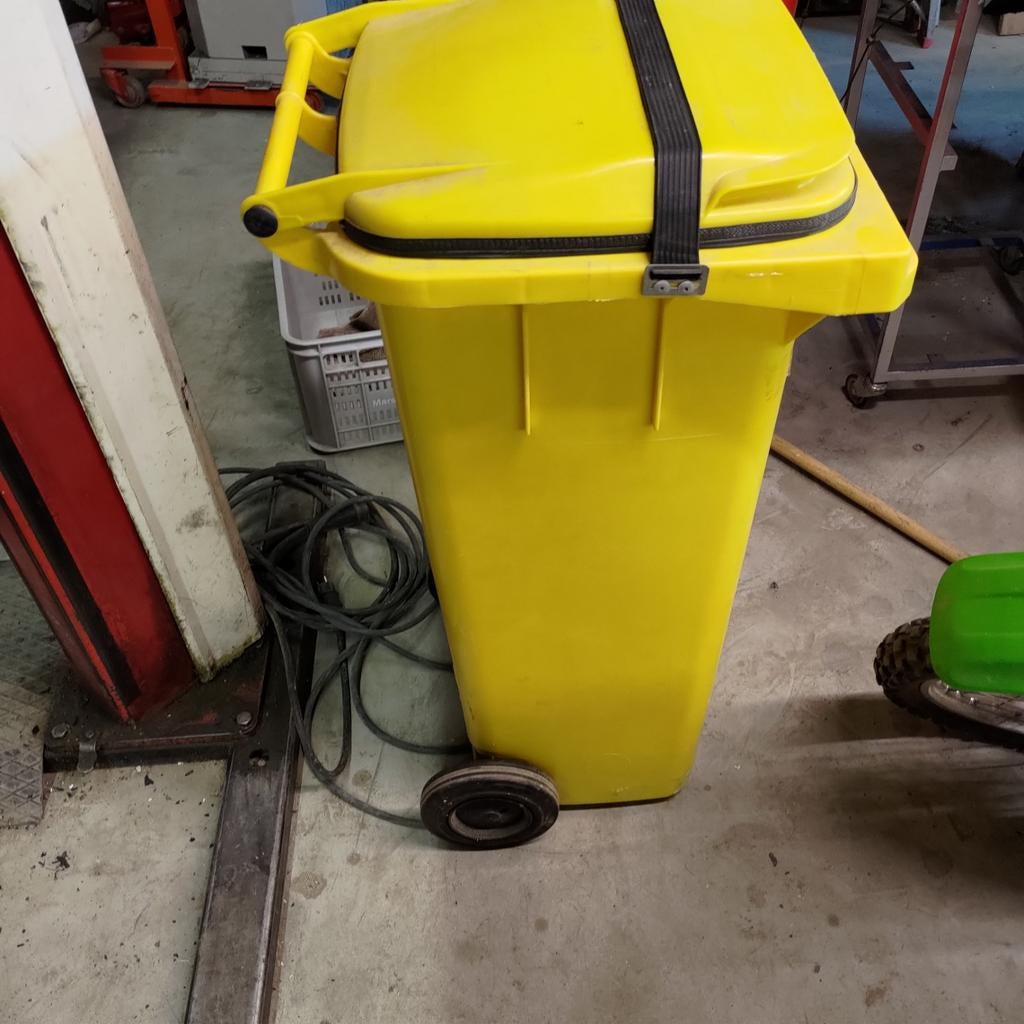 Rol container, Ophalen, Zo goed als nieuw, Kunststof, Minder dan 50 cm