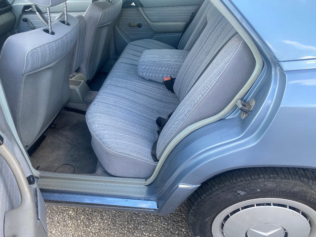 Mercedes 250D, W124, 1986 Oldtimer Belastingvrij met APK, foto 11