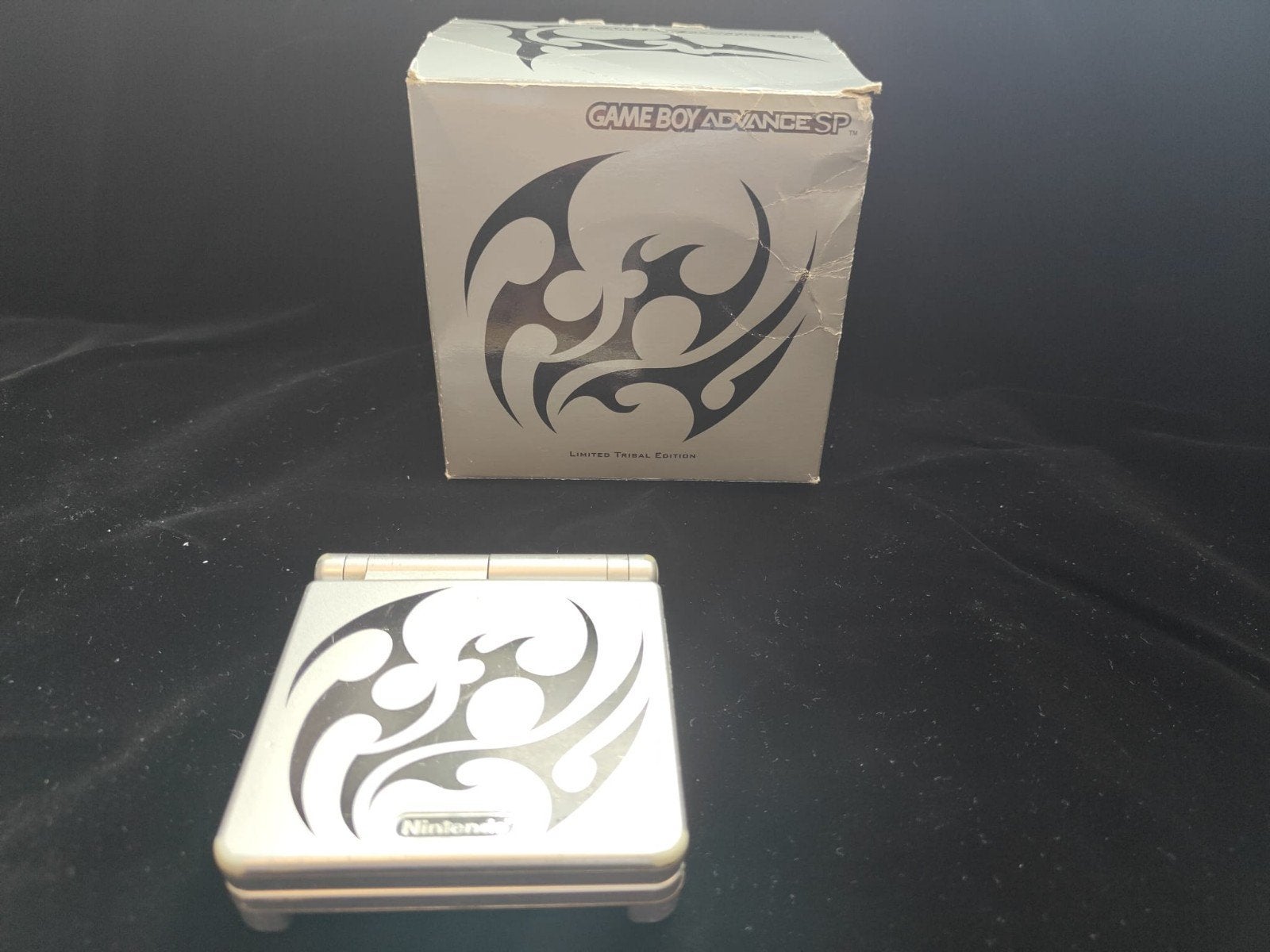 Game Boy Advance met doos Tribal, Spelcomputers en Games, 1 speler, Ophalen of Verzenden, Gebruikt, Vanaf 3 jaar