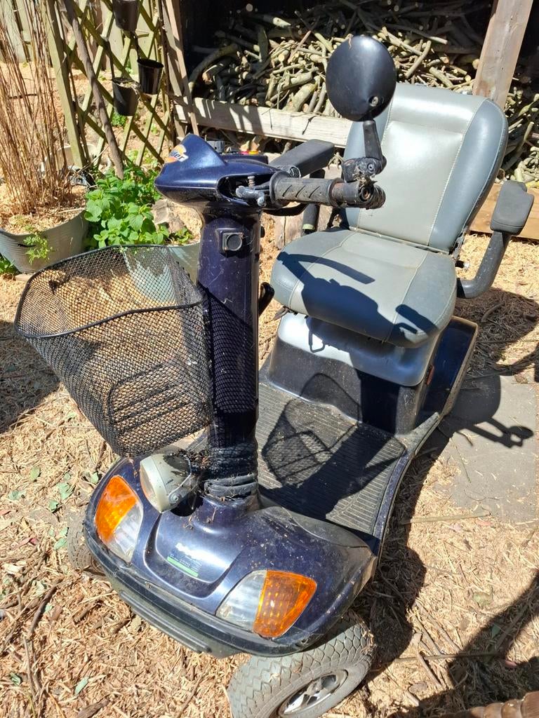 Scootmobiel Strider - Niet rijdend - €30 - ophalen, Ophalen, Gebruikt, Strider Scootmobiel