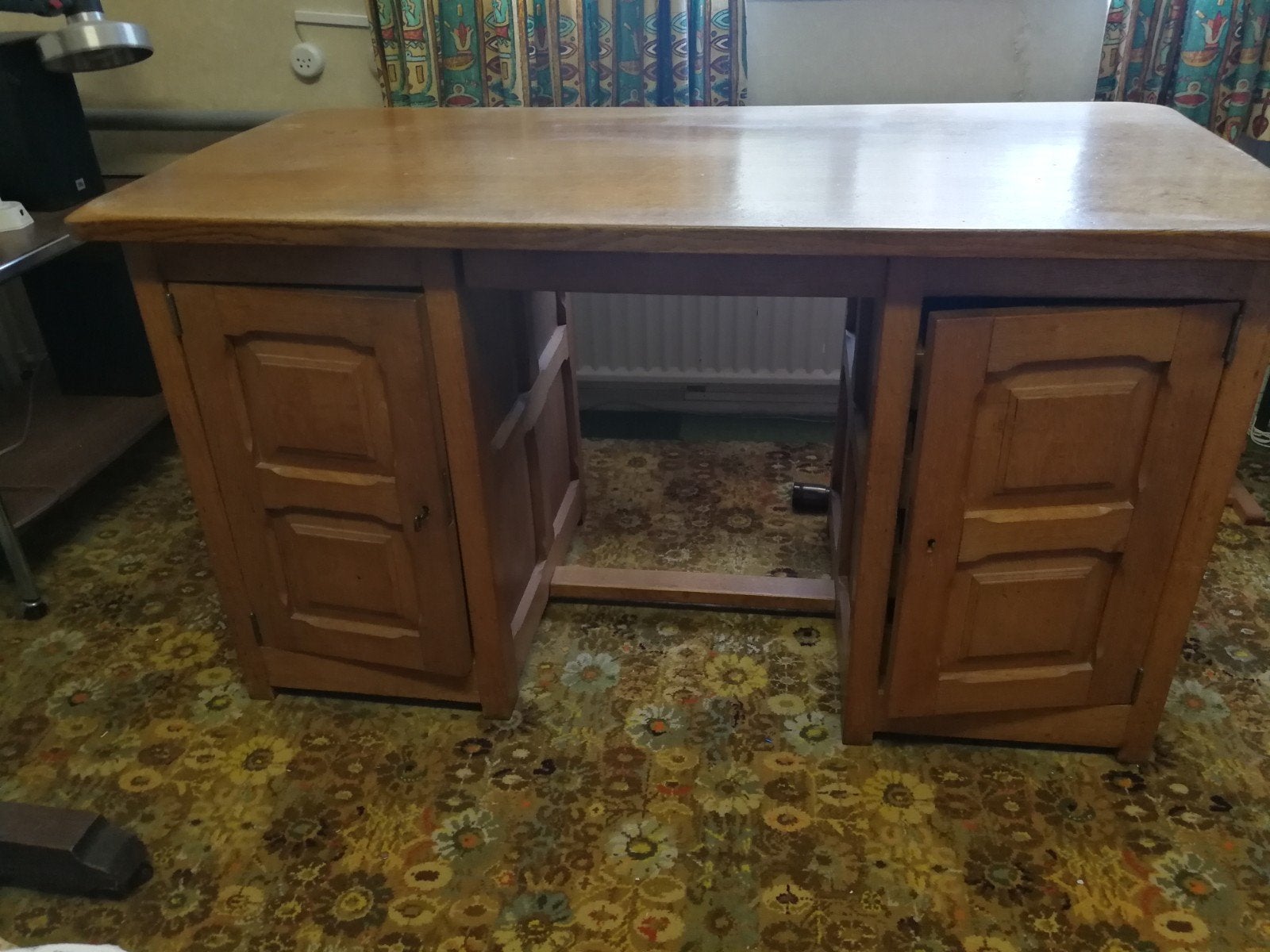 Antiek houten bureau, Ophalen