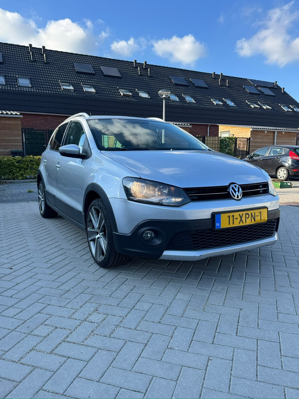 Volkswagen Polo Cross 1.2 TSI | 2012 | APK 09-2027, Auto's, Voorwielaandrijving, Stof, 40 €/maand, Origineel Nederlands