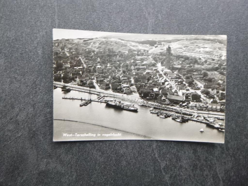West Terschelling in vogelvlucht/luchtfoto 1961, Verzenden, 1960 tot 1980, Gelopen, Waddeneilanden