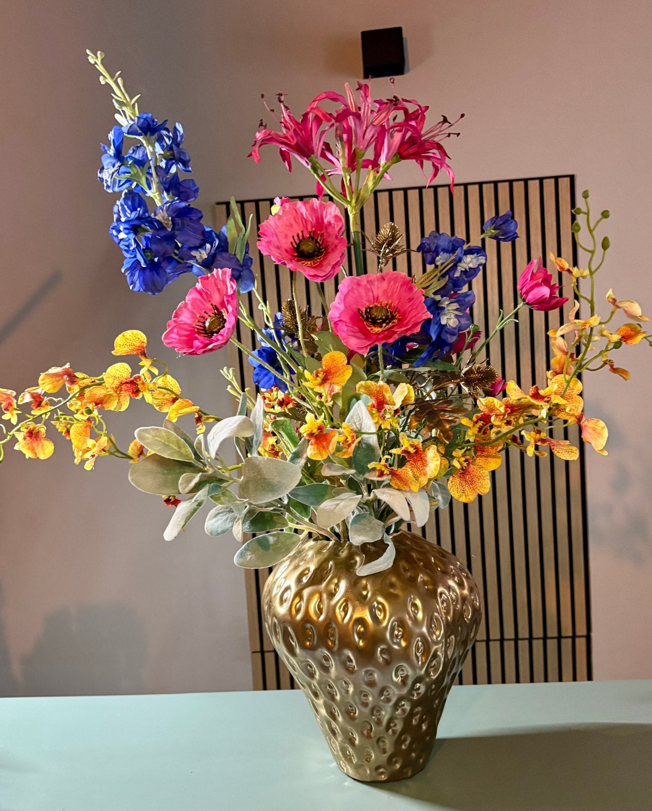 Zijden bloemen Boeket incl. Gouden Aardbei Vaas | 75cm. Hoog, Binnen, Www.discountfashioncorner.nl, 75 cm, Ophalen of Verzenden