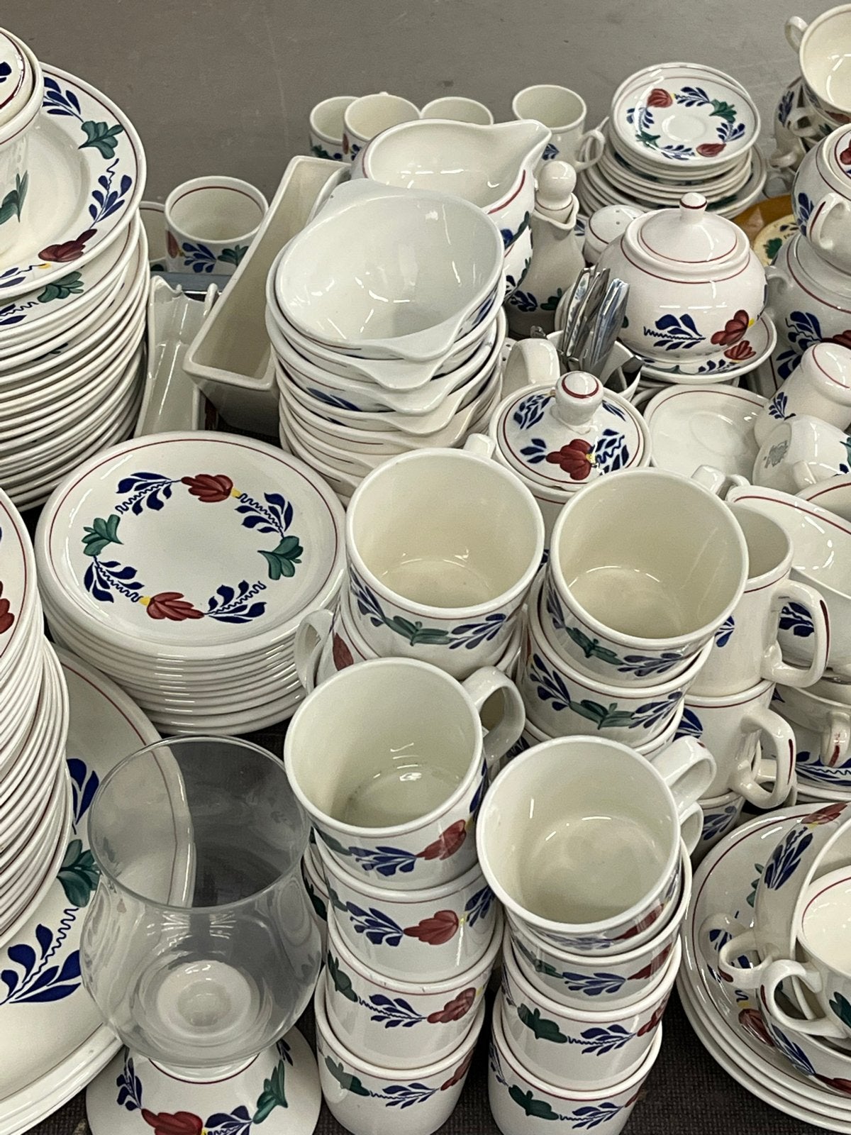 Grote collectie Boerenbont servies - Diverse items, Antiek en Kunst, Antiek | Servies compleet, Ophalen of Verzenden