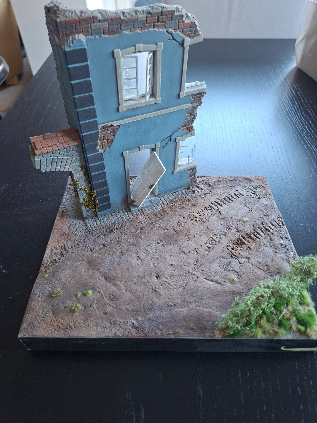 Gedetailleerd Diorama voor Modelbouw - Ruïne Huis, Ophalen of Verzenden