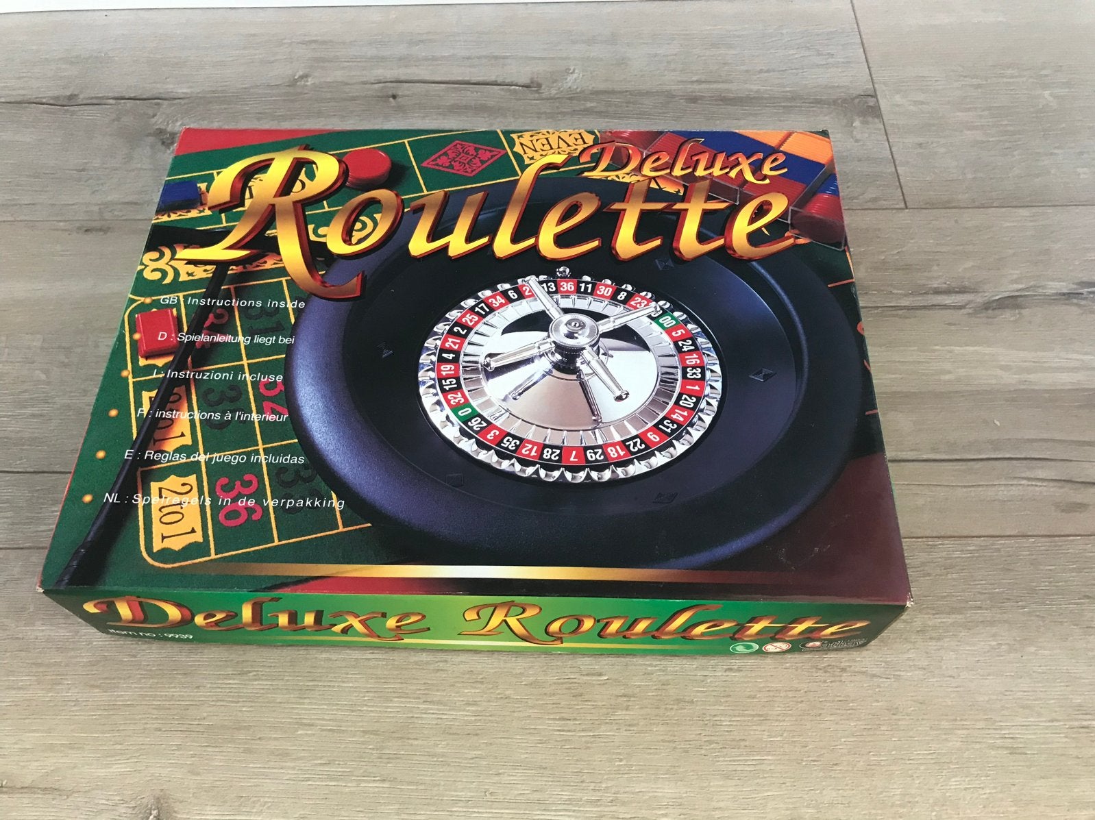 Deluxe Roulette Spel - Compleet Casino Ervaring Thuis, Hobby en Vrije tijd, Gezelschapsspellen | Bordspellen, Drie of vier spelers