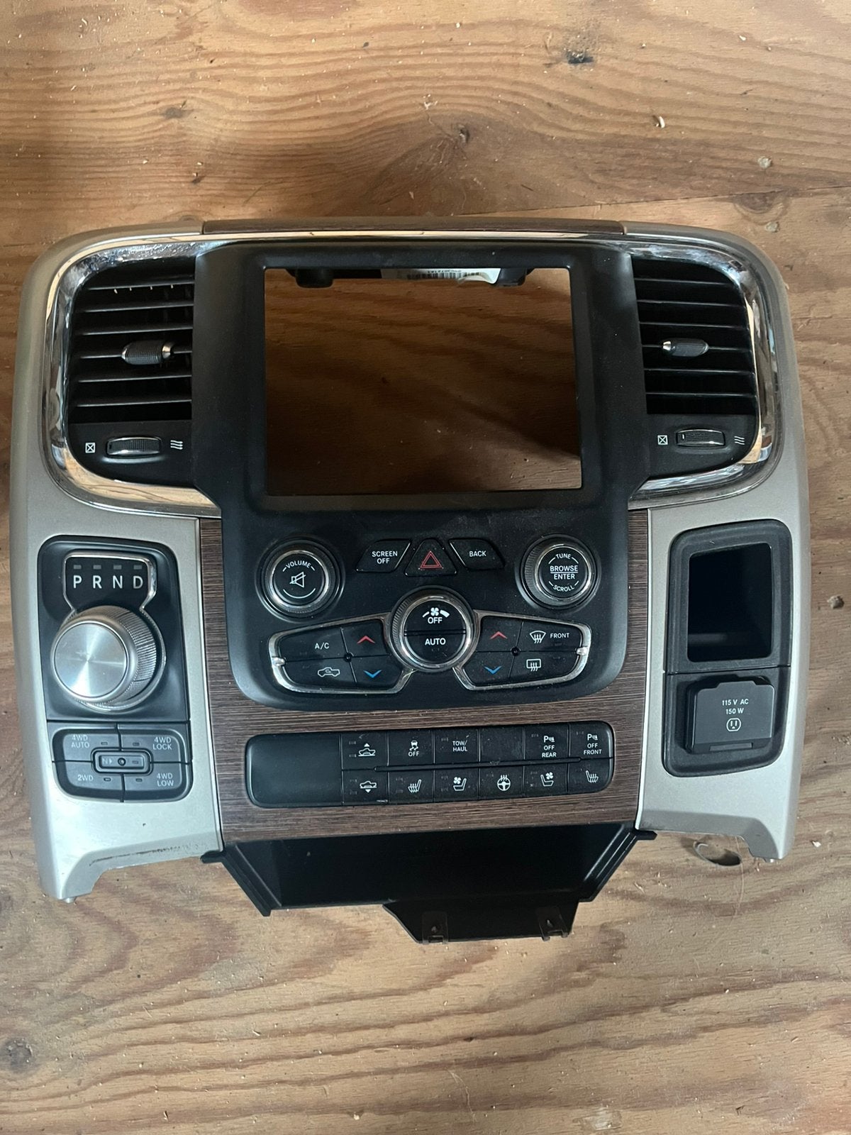 Dodge Ram pickup dashboard airco/ radio paneel 13-18, Ophalen of Verzenden, Dodge