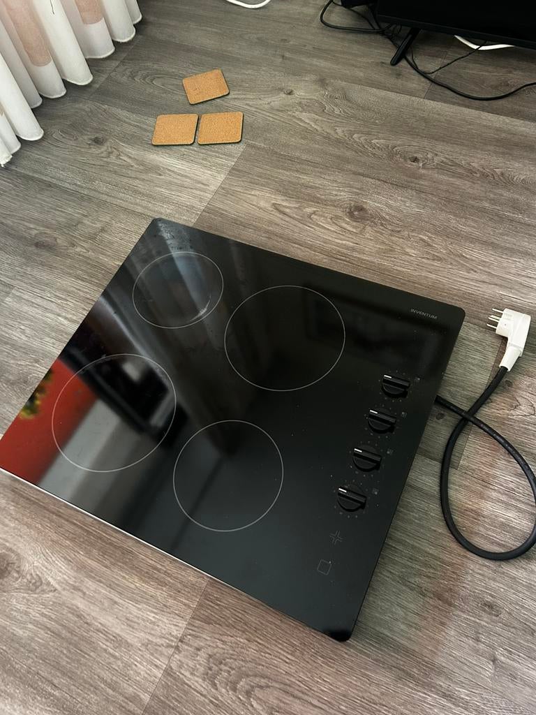Elektrisch kookplaat (4 pitten), Witgoed en Apparatuur, Kookplaten, Zo goed als nieuw, Vrijstaand, Elektrisch, 4 kookzones