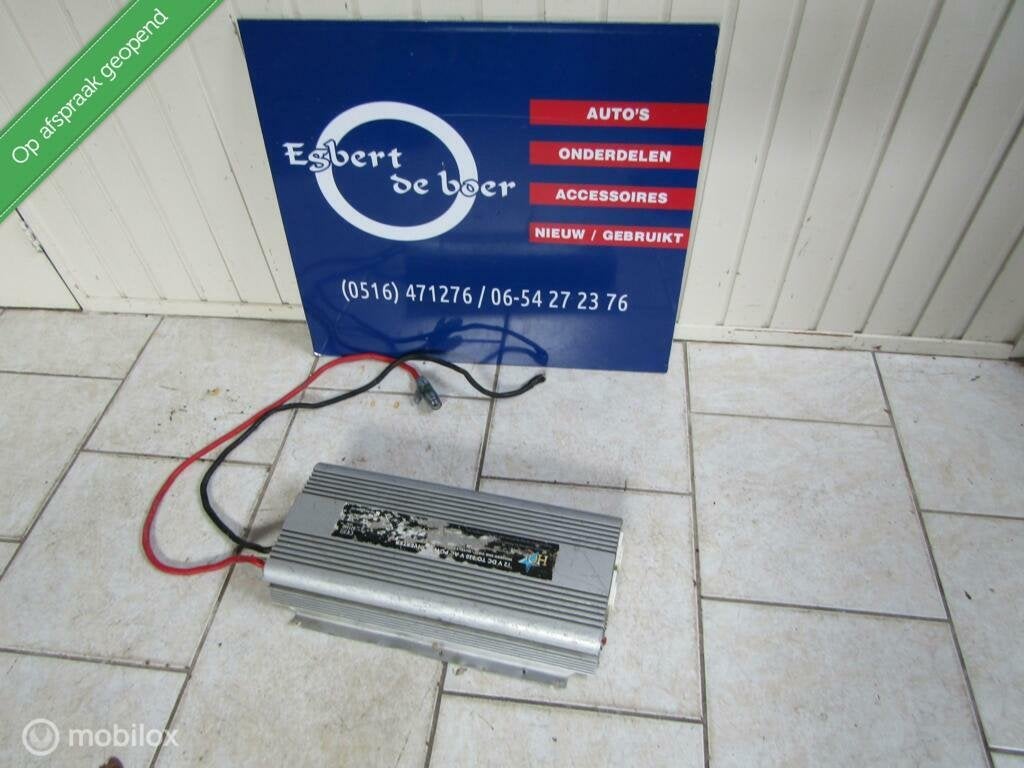Omvormer van 12 volt naar 220 volt past in iedere auto, Auto-onderdelen, Transmissie en Toebehoren, Gebruikt, Ophalen of Verzenden