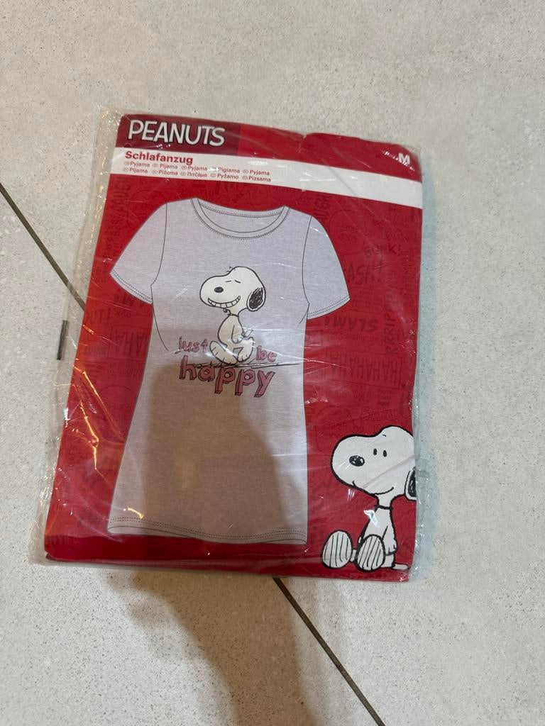 Nieuwe Peanuts Snoopy Pyjama Maat M, Ophalen of Verzenden, Nieuw, Maat 38/40 (M)