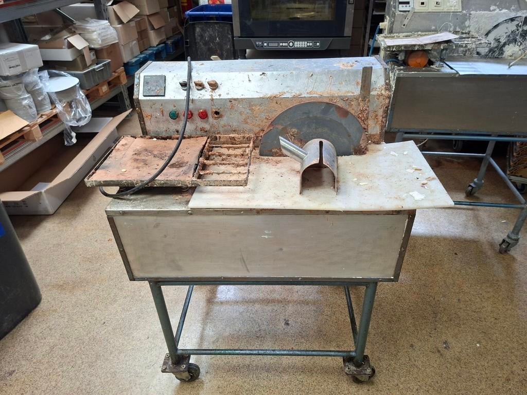 2x Wielmachine chocolade machine, Ophalen, Gebruikt